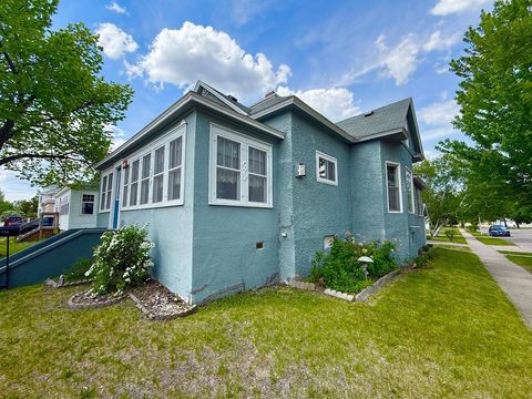 Homes For Sale - 719 2nd Avenue<br/> Todd County, Staples, MN 56479