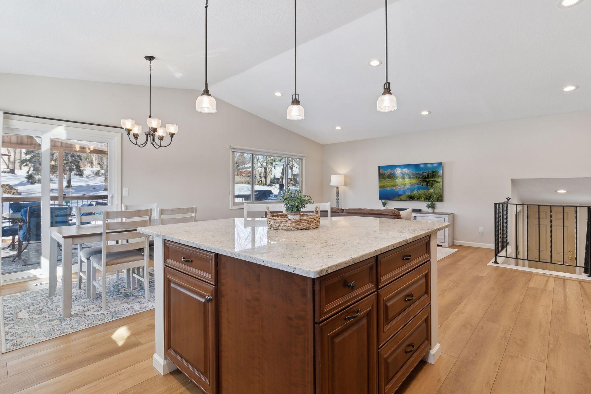 1408 Valley View Road, Chaska, Minnesota image 10