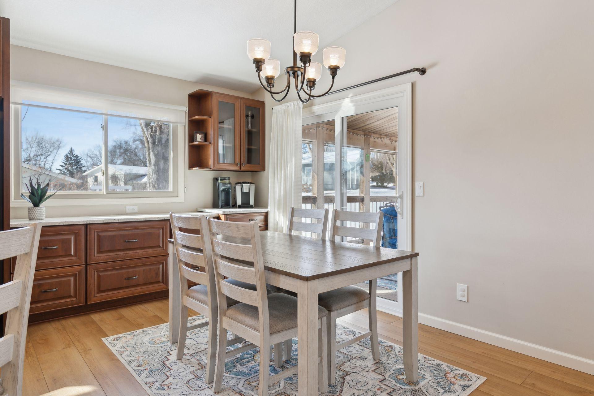 1408 Valley View Road, Chaska, Minnesota image 11