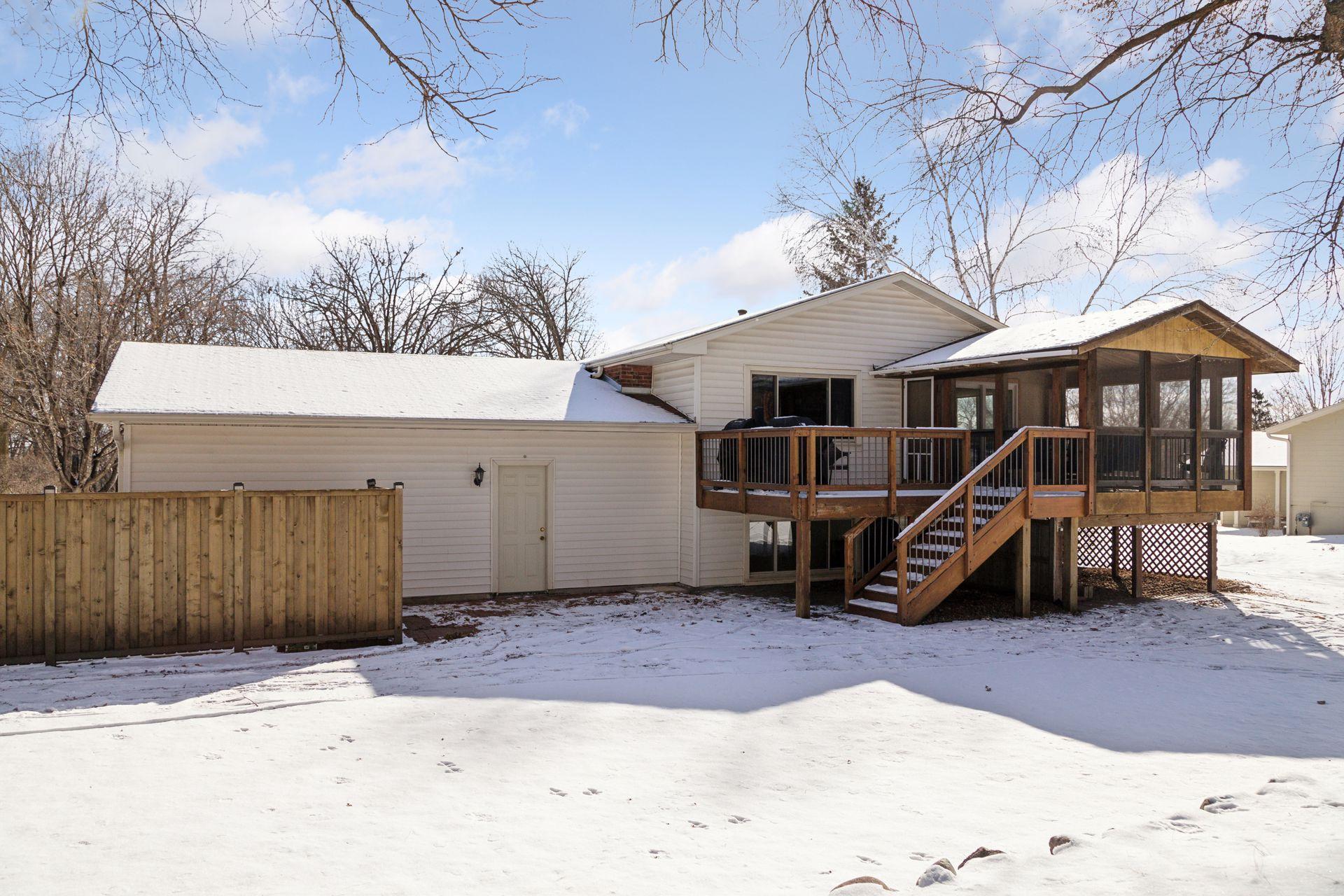 1408 Valley View Road, Chaska, Minnesota image 32
