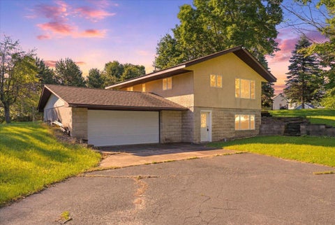 Homes For Sale - 796 Magnor Lake Drive<br/> Clayton, WI 54004