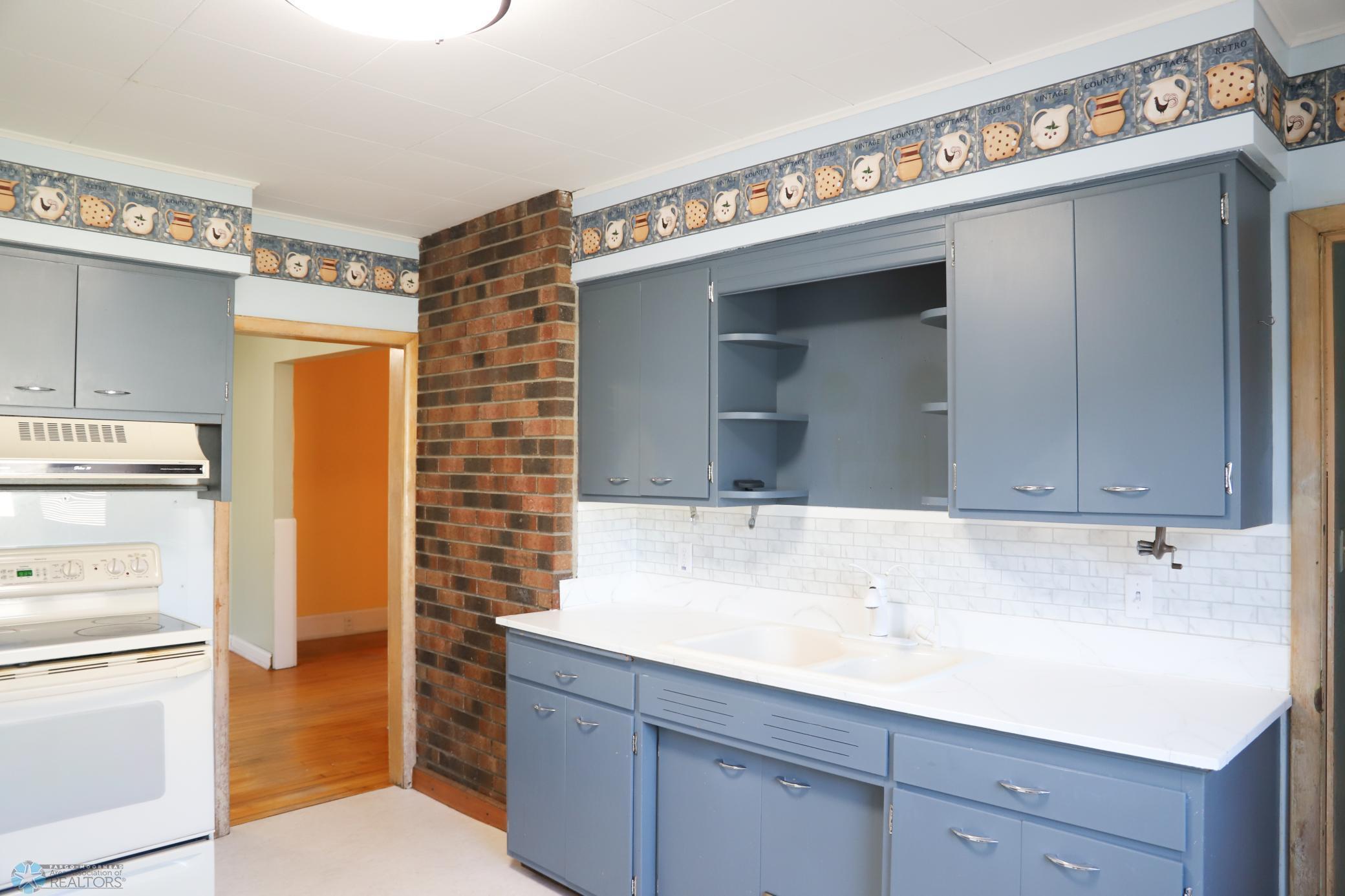 Glyndon, Minnesota 56547, United States, 3 Bedrooms Bedrooms, ,2 BathroomsBathrooms,Residential,Pending,54926