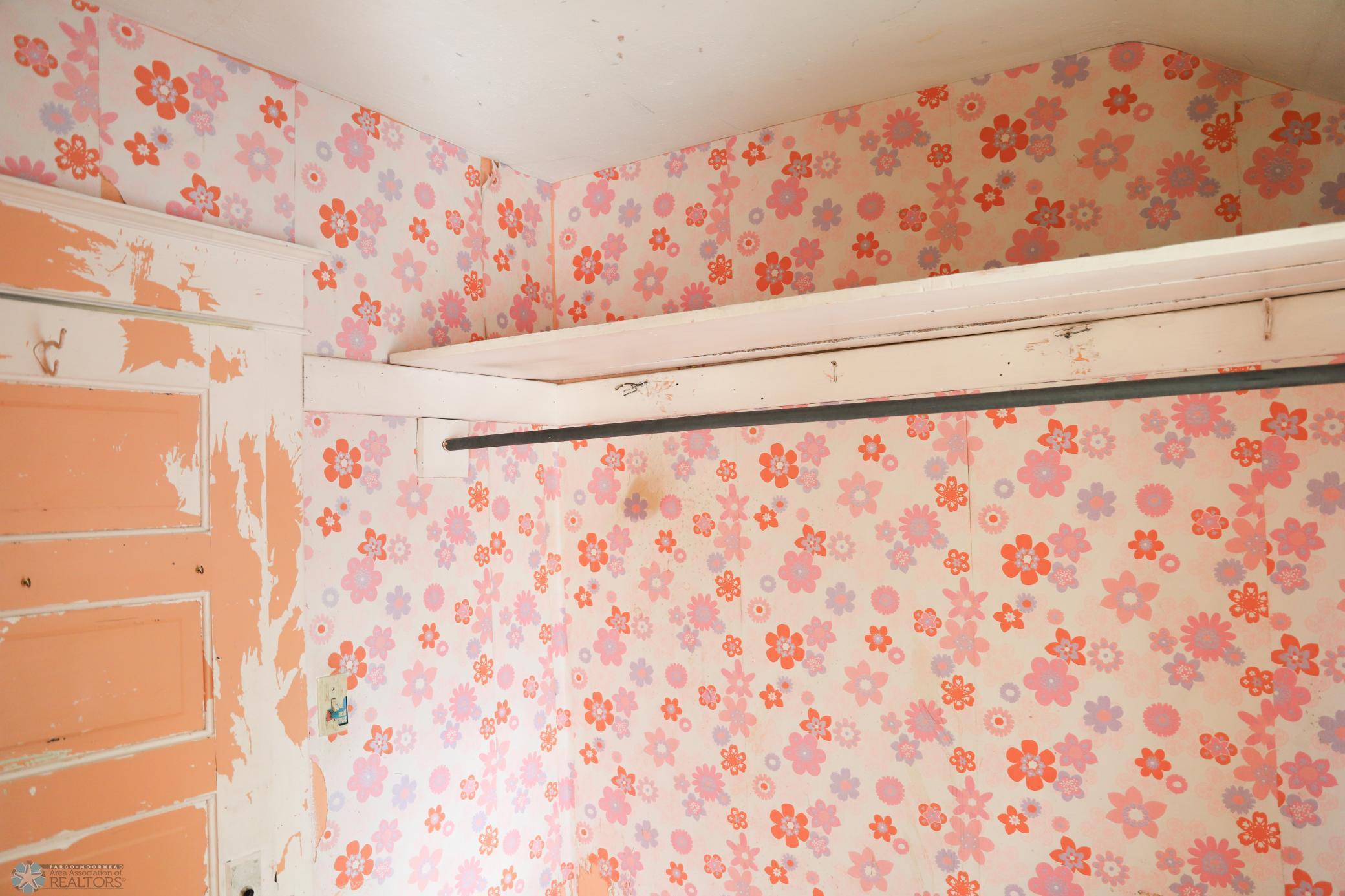 Glyndon, Minnesota 56547, United States, 3 Bedrooms Bedrooms, ,2 BathroomsBathrooms,Residential,Pending,54926