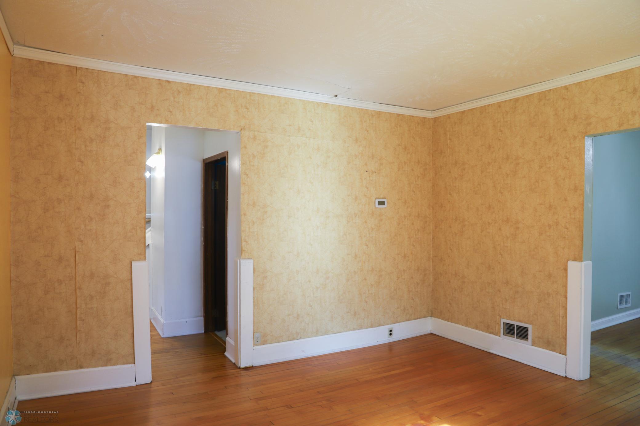 Glyndon, Minnesota 56547, United States, 3 Bedrooms Bedrooms, ,2 BathroomsBathrooms,Residential,Pending,54926