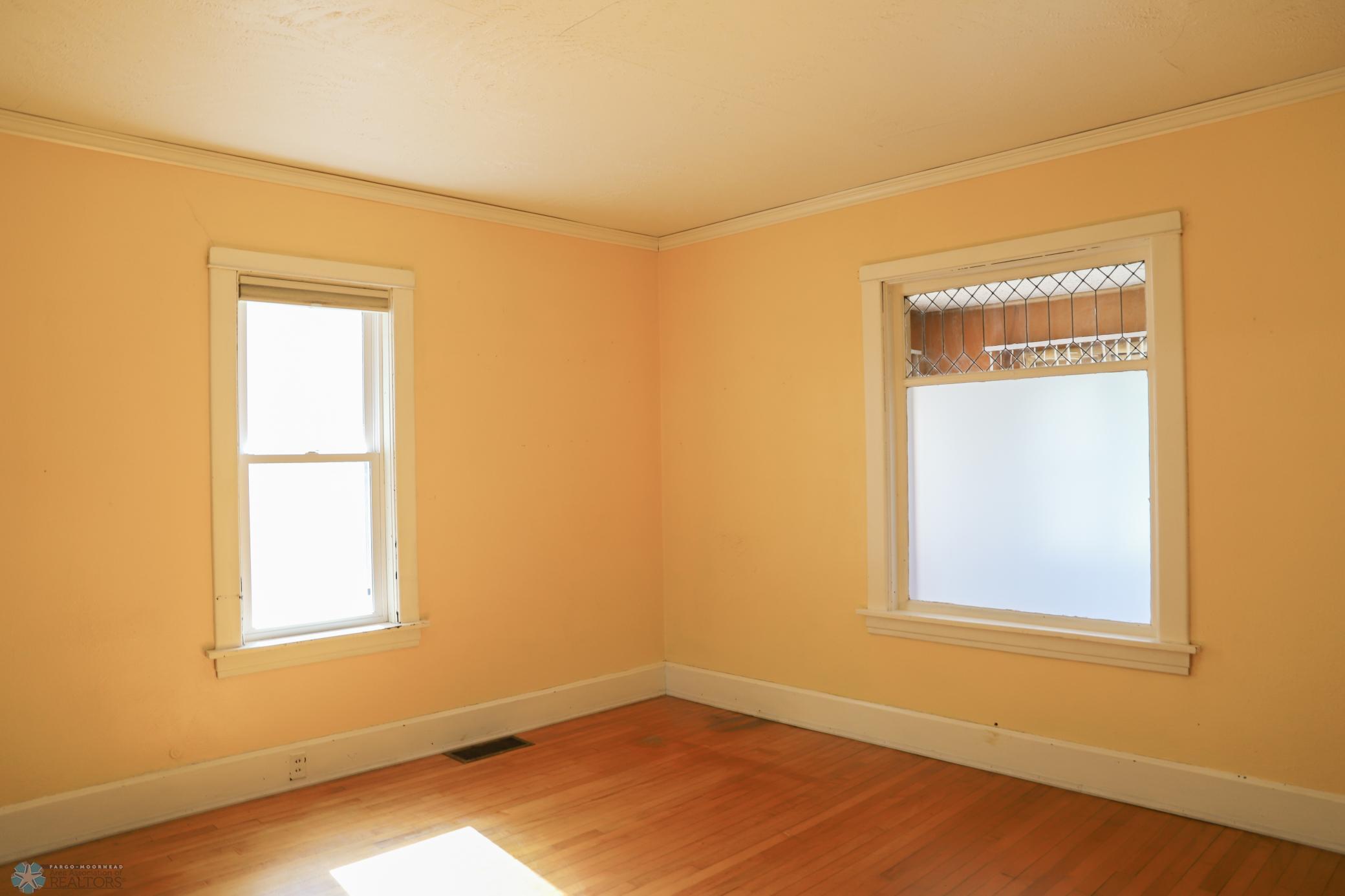 Glyndon, Minnesota 56547, United States, 3 Bedrooms Bedrooms, ,2 BathroomsBathrooms,Residential,Pending,54926