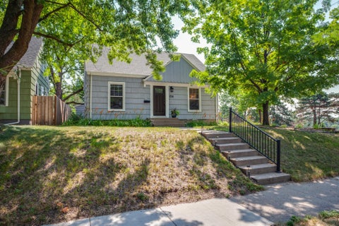 Homes For Sale - 5657 Humboldt Avenue<br/> Minneapolis, MN 55419