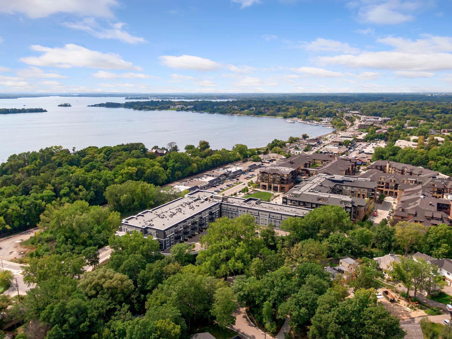 415 Indian Mound Street #302, Wayzata, Minnesota image 34