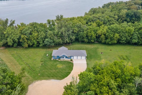 Homes For Sale - 40970 35 Street<br/> Waseca County, Janesville, MN 56048
