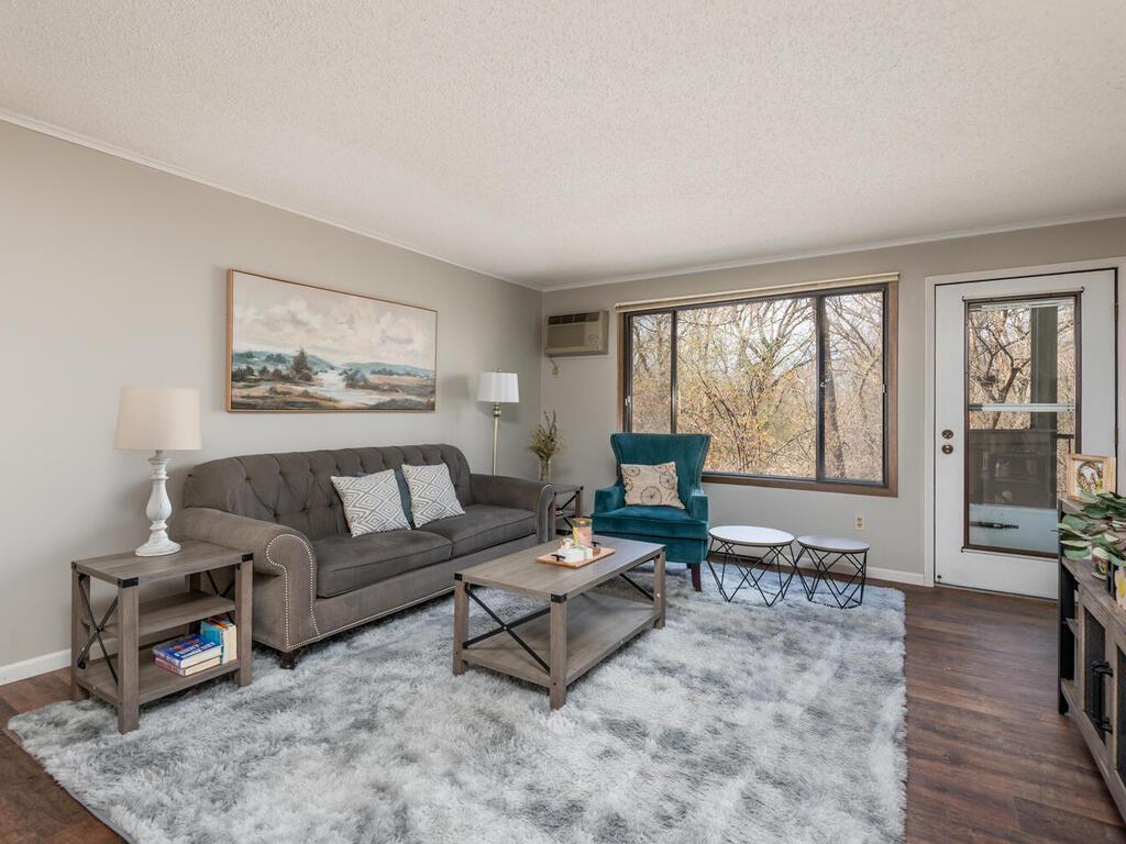 4001 Heritage Hills Drive #105, Bloomington, Minnesota image 1