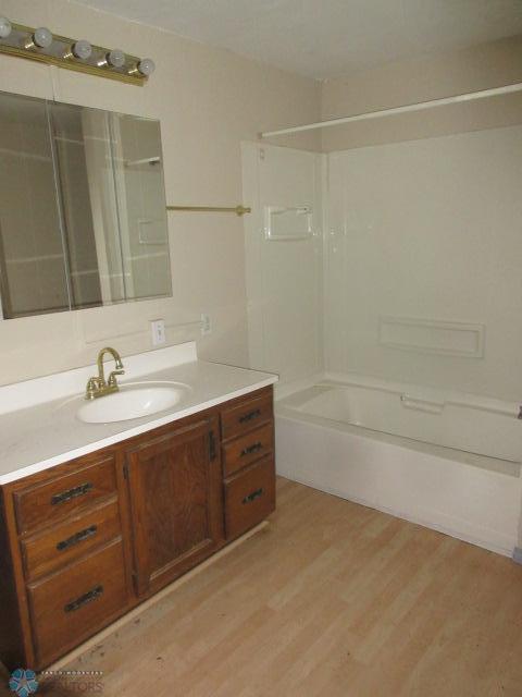 Alice, North Dakota 58031, United States, 2 Bedrooms Bedrooms, ,1 BathroomBathrooms,Residential,Pending,46179