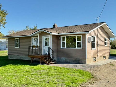Homes For Sale - 18829 Frontage Road<br/> Detroit Lakes, MN 56501