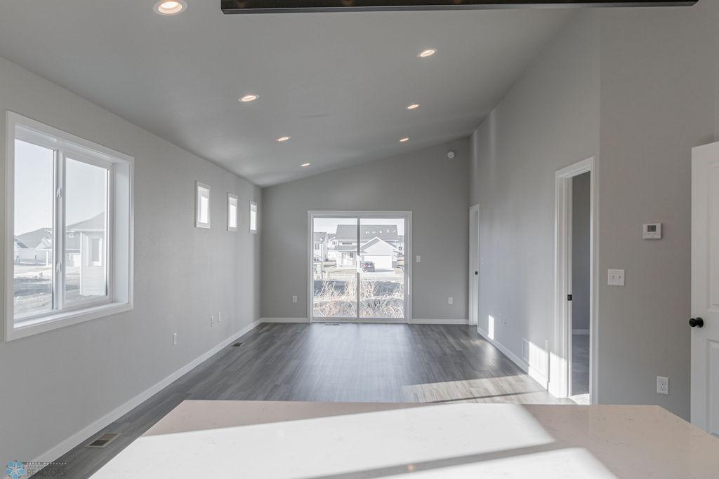 1275 Marlys Drive, West Fargo, North Dakota image 18