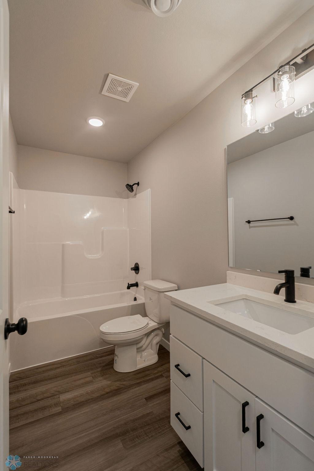 1275 Marlys Drive, West Fargo, North Dakota image 41