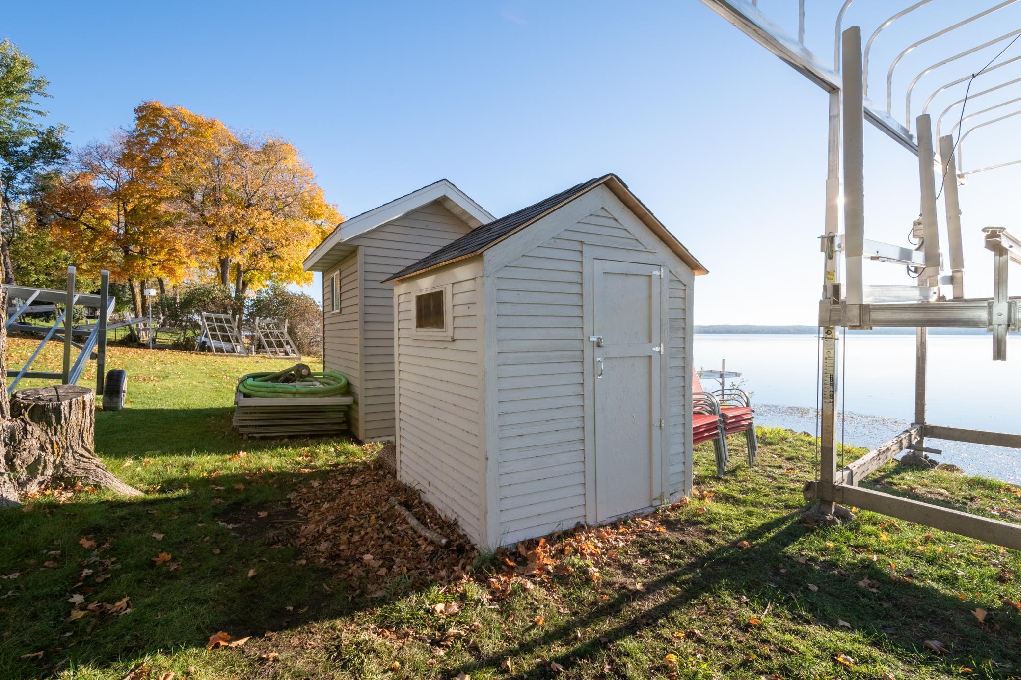884 White Clover Beach Road, Detroit Lakes, Minnesota image 34