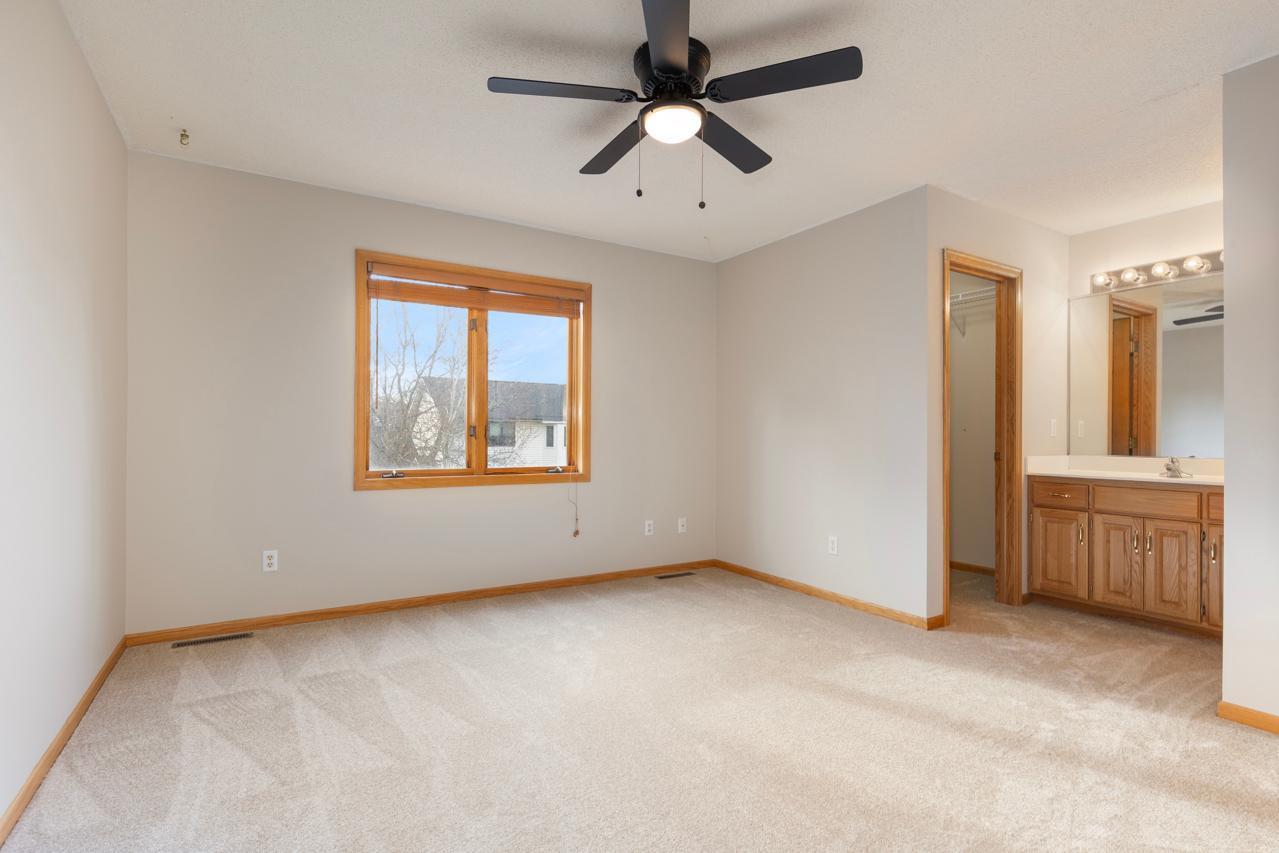 10035 Gristmill Ridge, Eden Prairie, Minnesota image 29