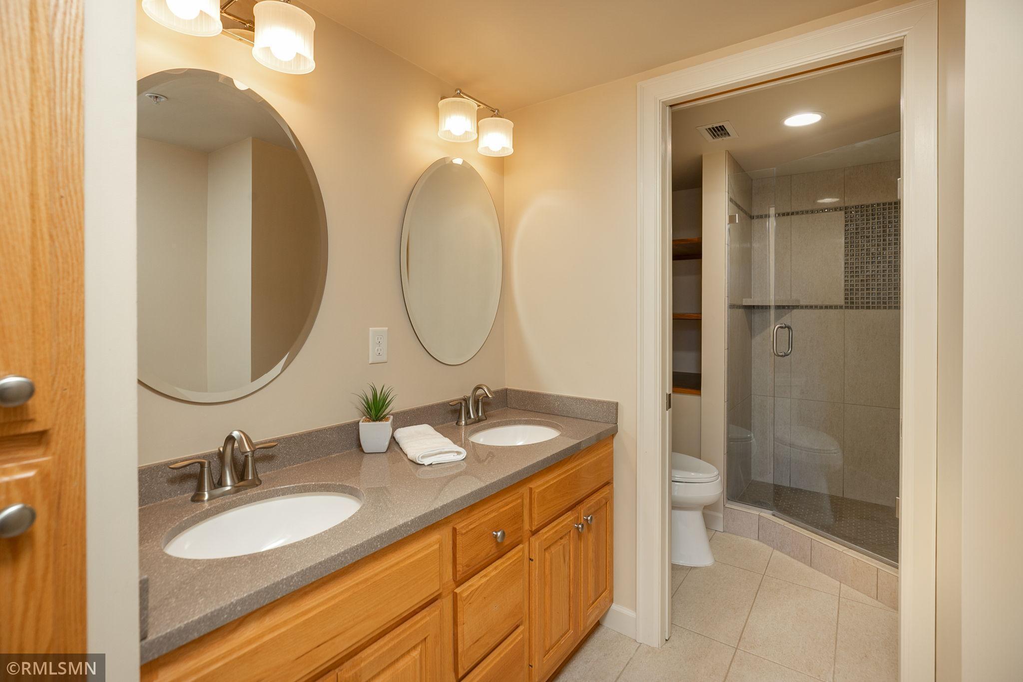 220 Broadway Avenue #1211, Rochester, Minnesota image 28
