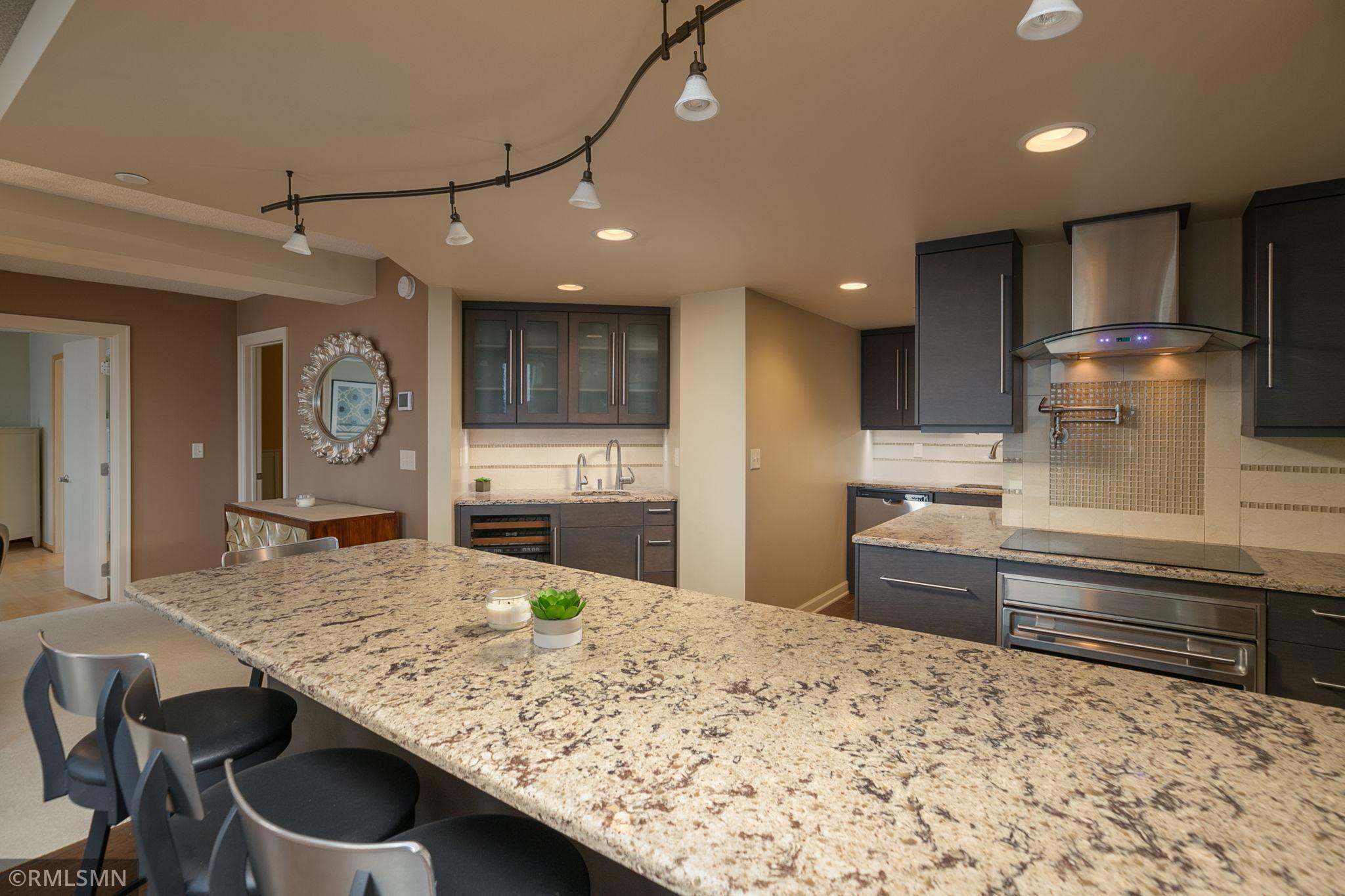 220 Broadway Avenue #1211, Rochester, Minnesota image 12