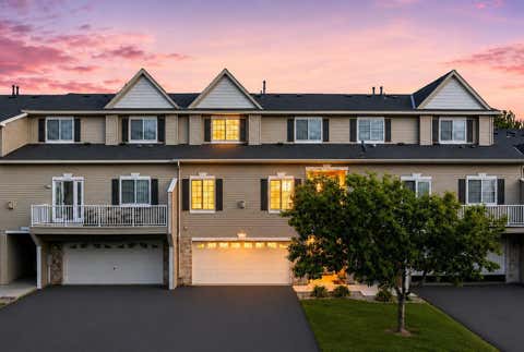 Townhouse For Sale - 18241 Kerrville Trail<br/> Lakeville, MN 55044
