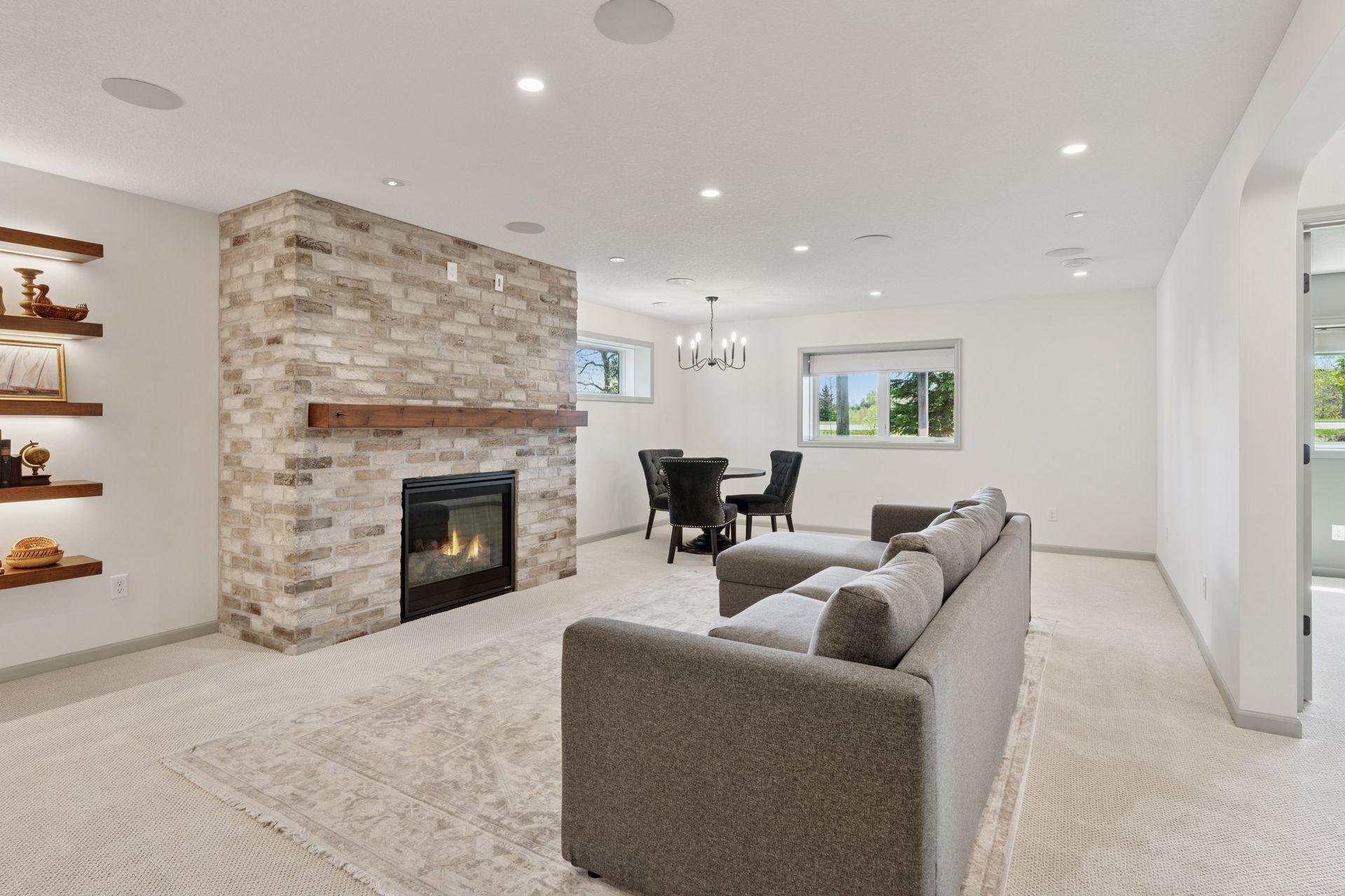 7688 Addisen Court, Inver Grove Heights, Minnesota image 32
