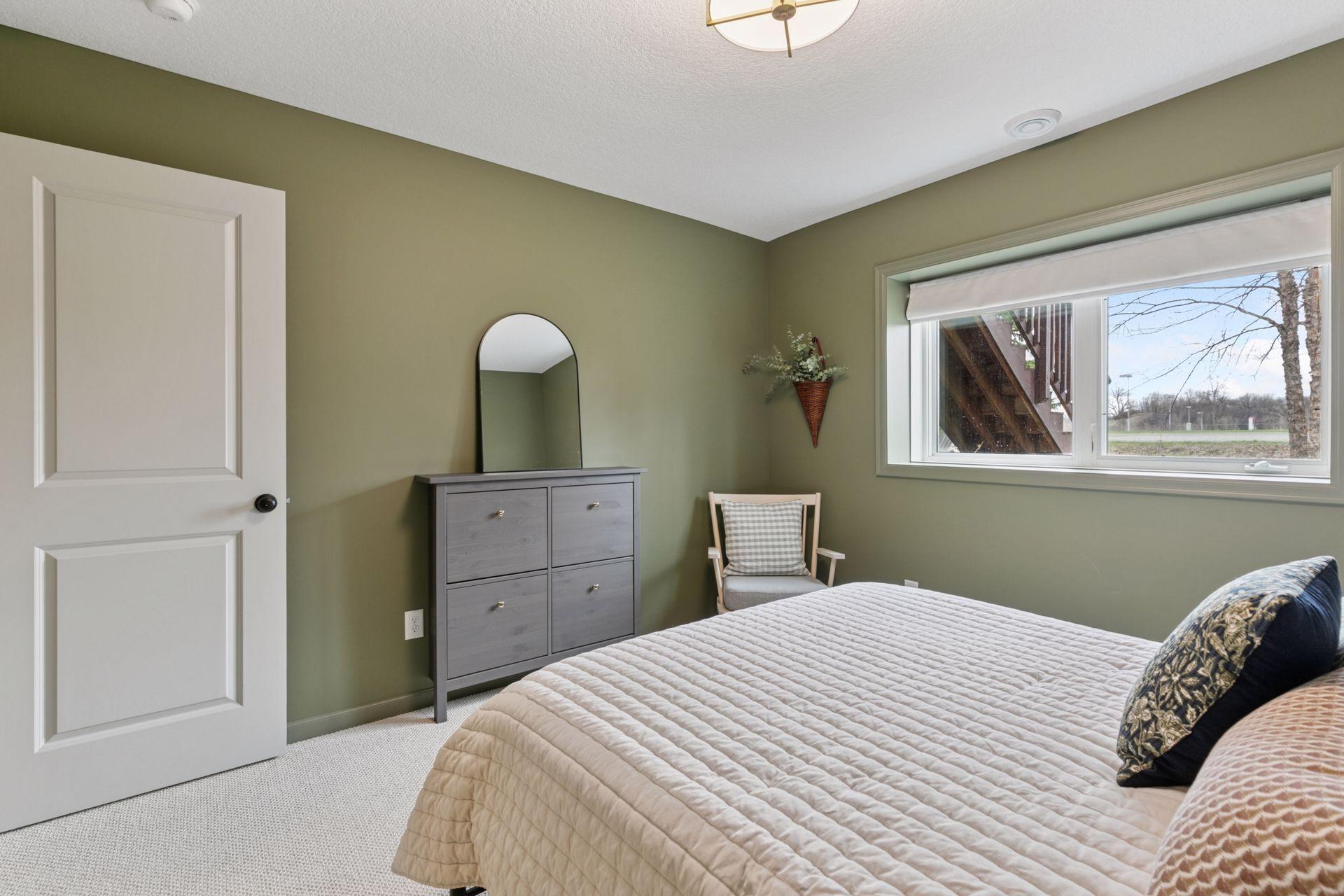 7688 Addisen Court, Inver Grove Heights, Minnesota image 35