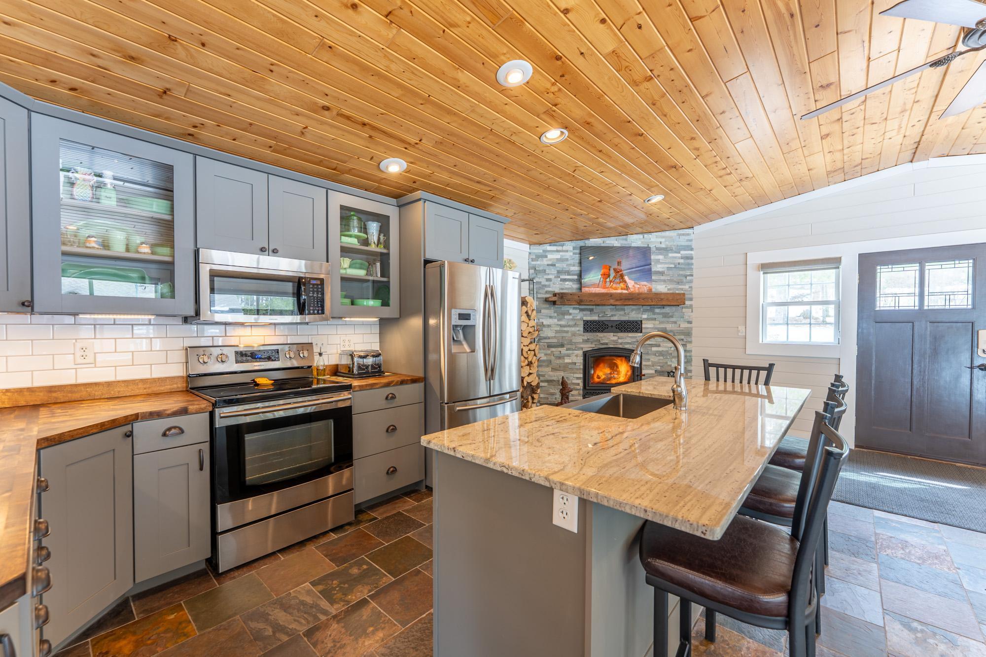 13282 Lodge Road, Ely, Minnesota image 9