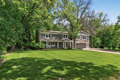Homes For Sale - 8955 Quinn Road<br/> Carver County, Chanhassen, MN 55317