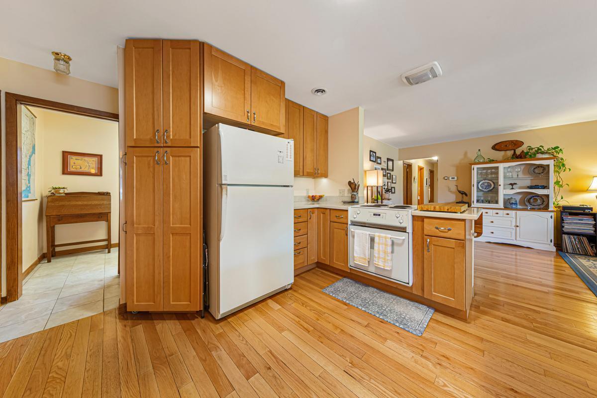 742 Sioux Lane, Saint Peter, Minnesota image 12
