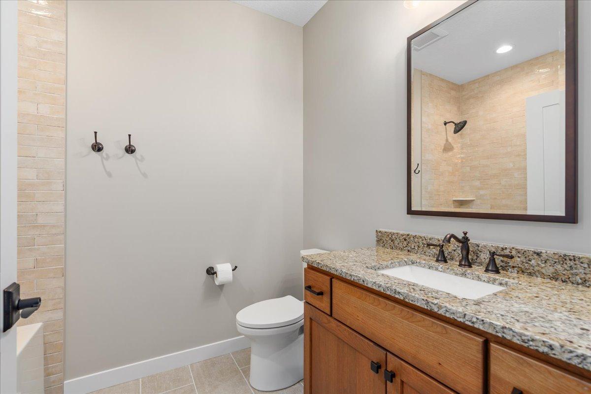 2242 Amanda Way, Hudson, Wisconsin image 16