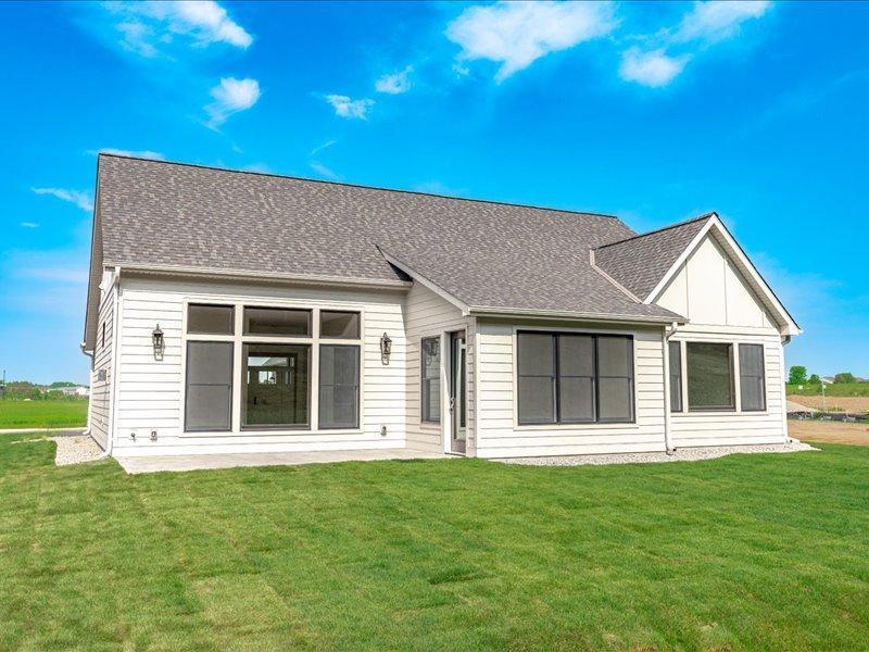 2242 Amanda Way, Hudson, Wisconsin image 21
