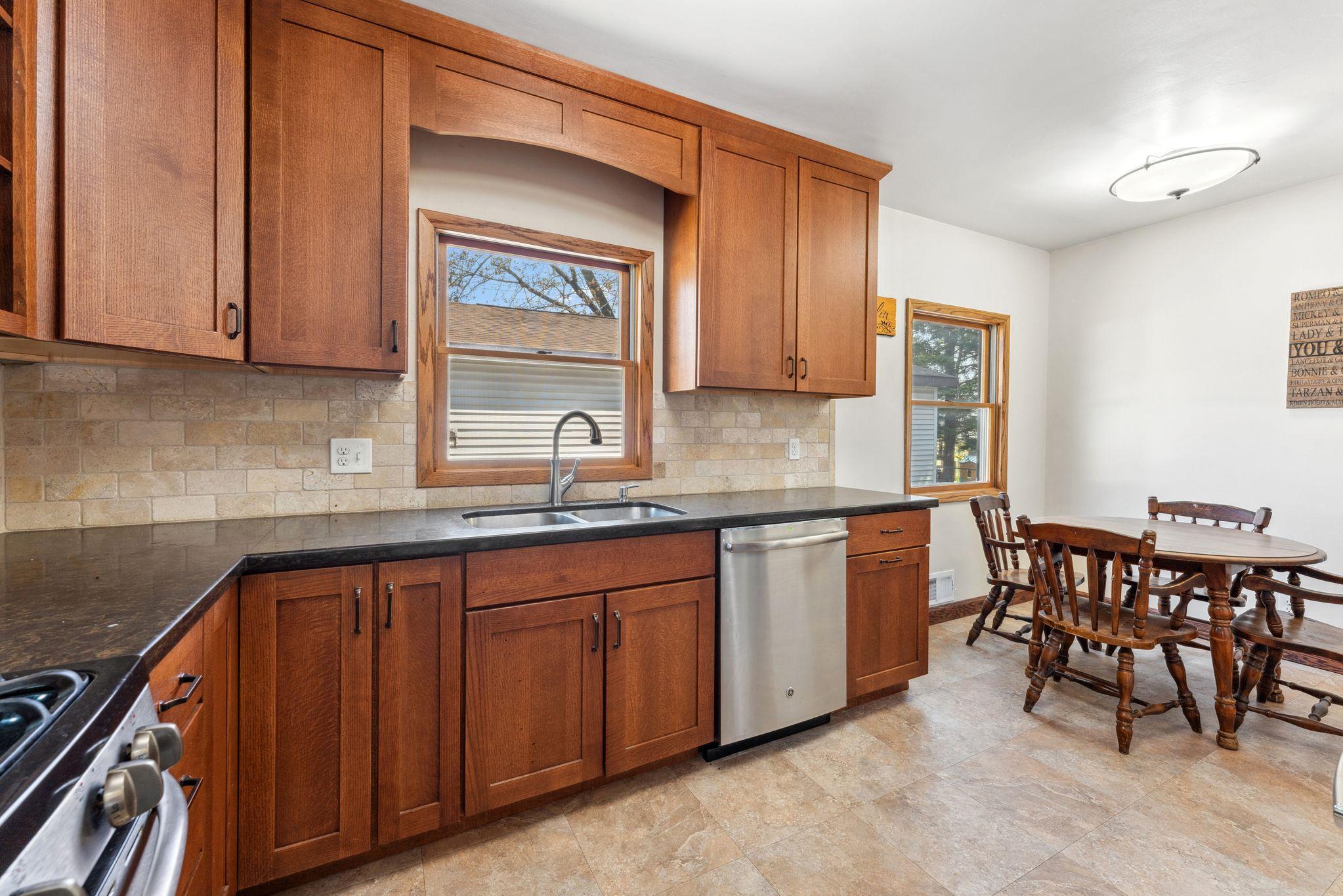 6122 Upper 51st Street, Saint Paul, Minnesota image 8