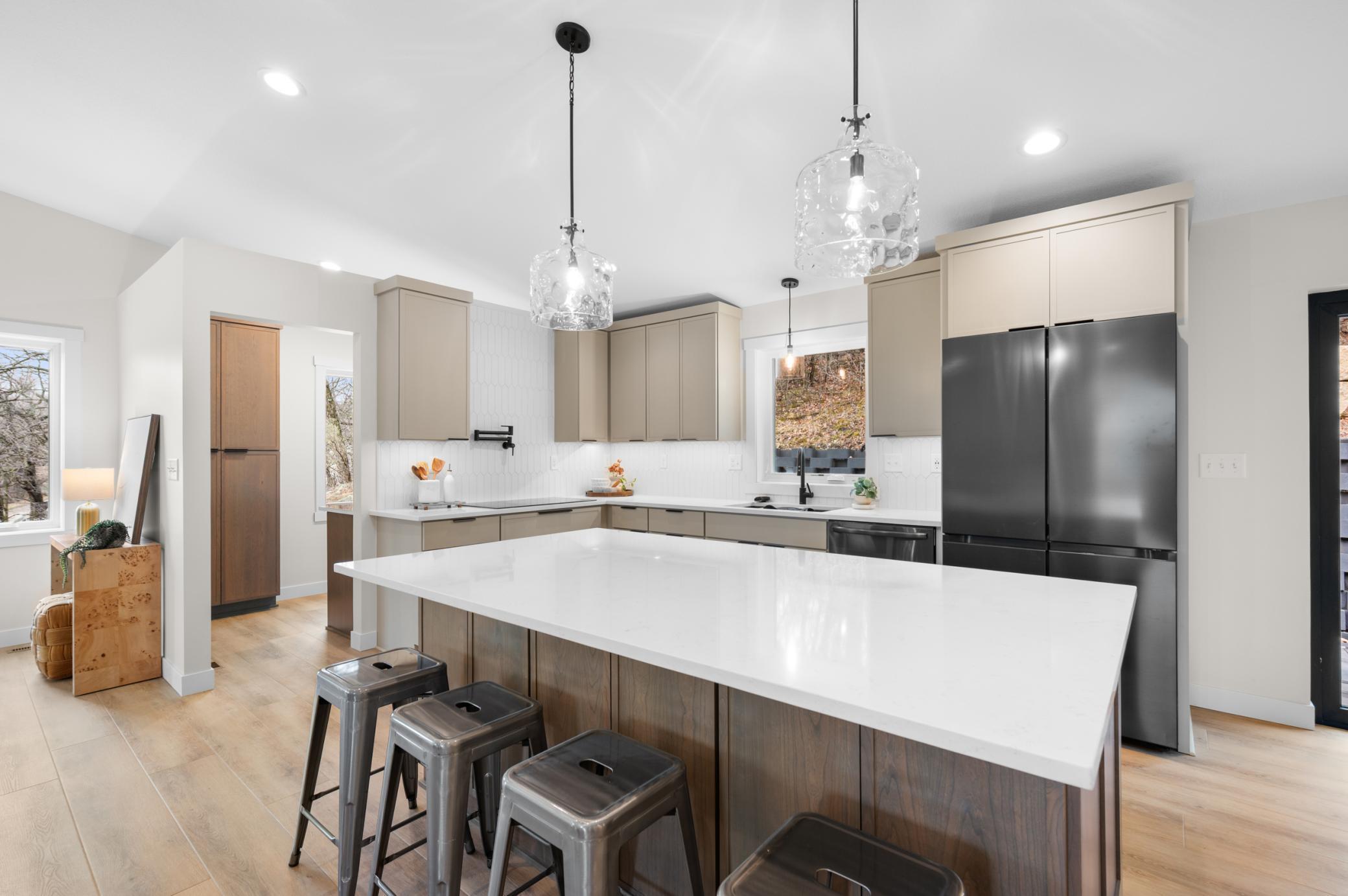 1810 Mayowood Road, Rochester, Minnesota image 12