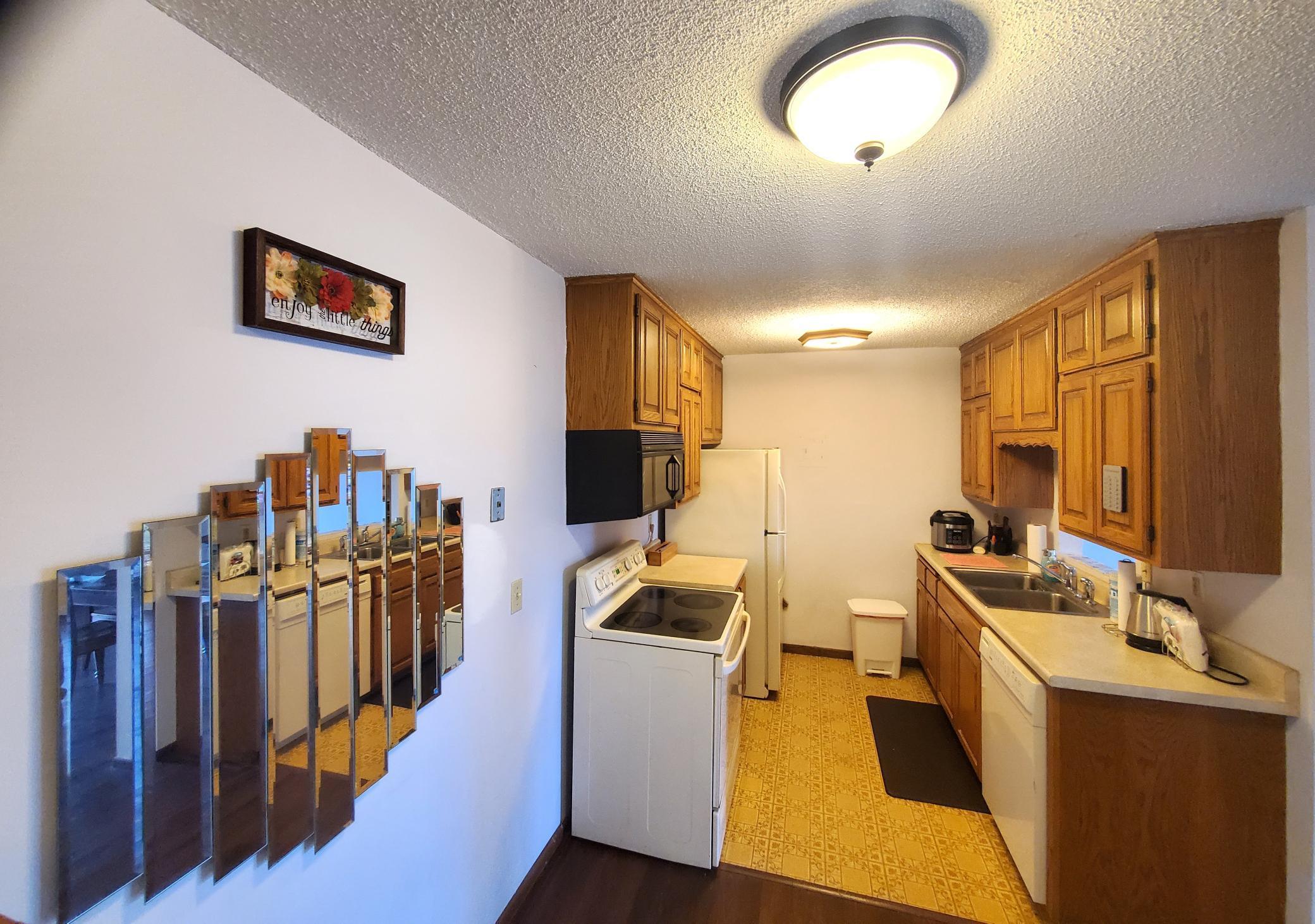 8935 Old Cedar Avenue #113, Bloomington, Minnesota image 8