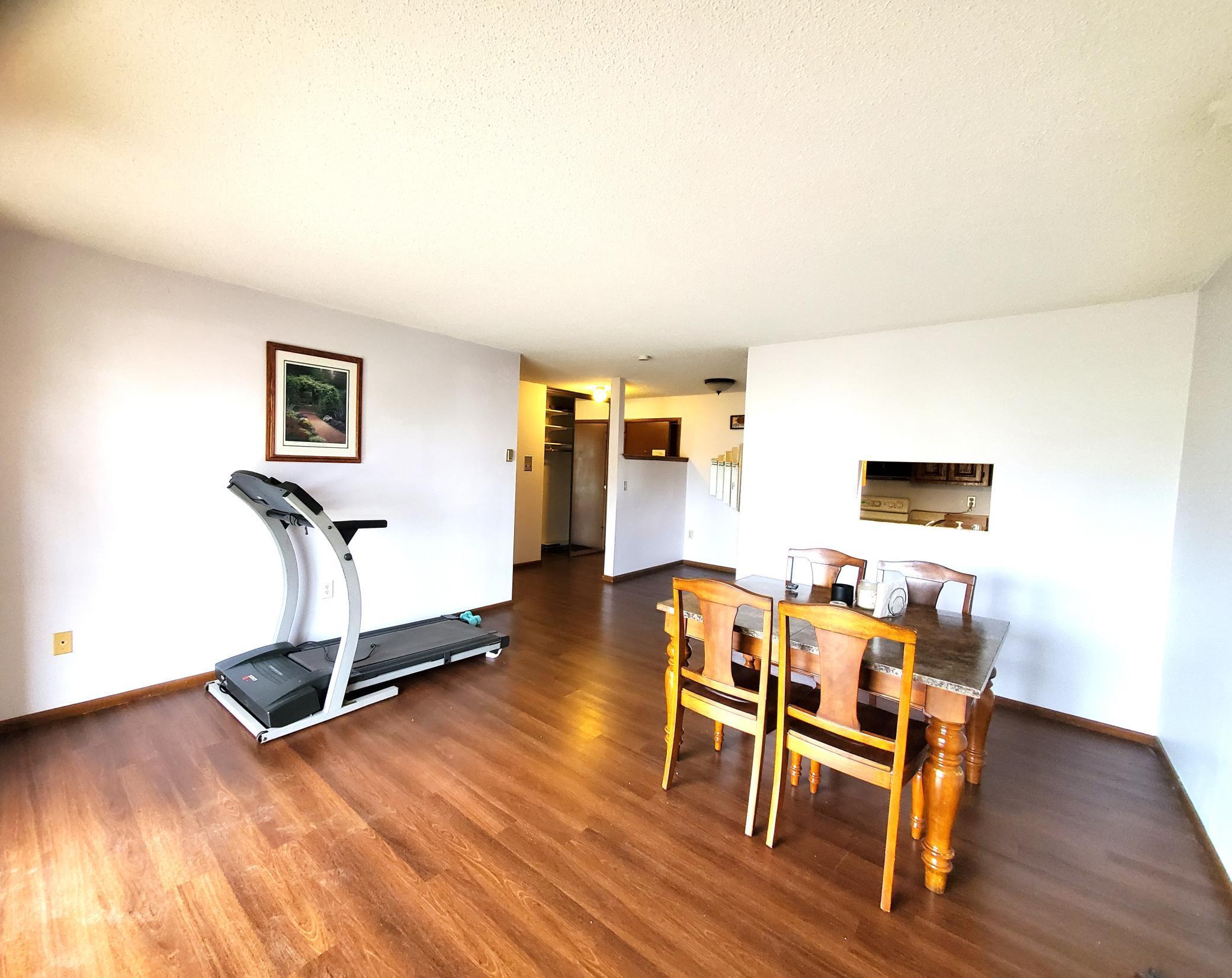 8935 Old Cedar Avenue #113, Bloomington, Minnesota image 9