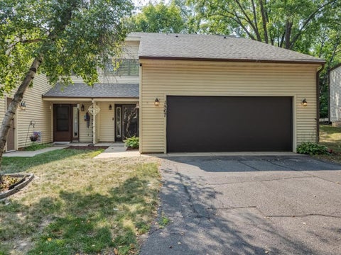 Townhouse For Sale - 1567 Humboldt Avenue<br/> Saint Paul, MN 55118