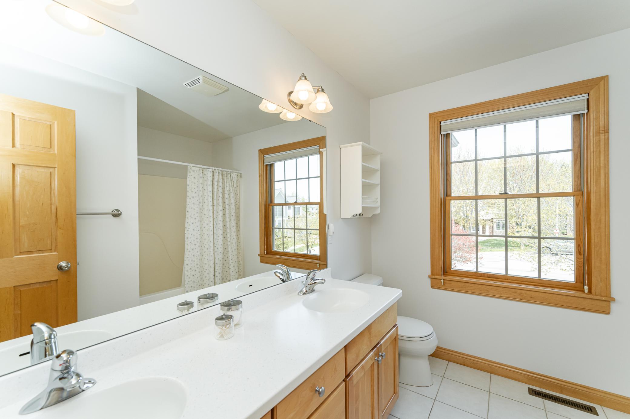2150 Glenview Lane, Rochester, Minnesota image 26