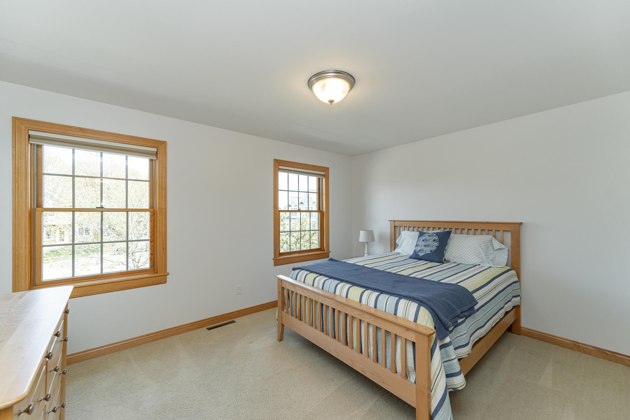 2150 Glenview Lane, Rochester, Minnesota image 27
