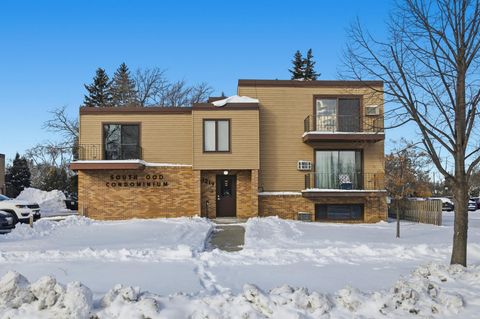 Condo For Sale - 1219 7th Street<br/> Moorhead, MN 56560