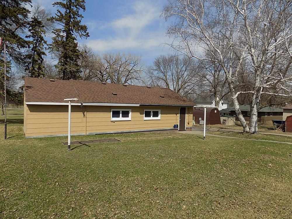 106 W 5th Street, Winthrop, Minnesota image 7