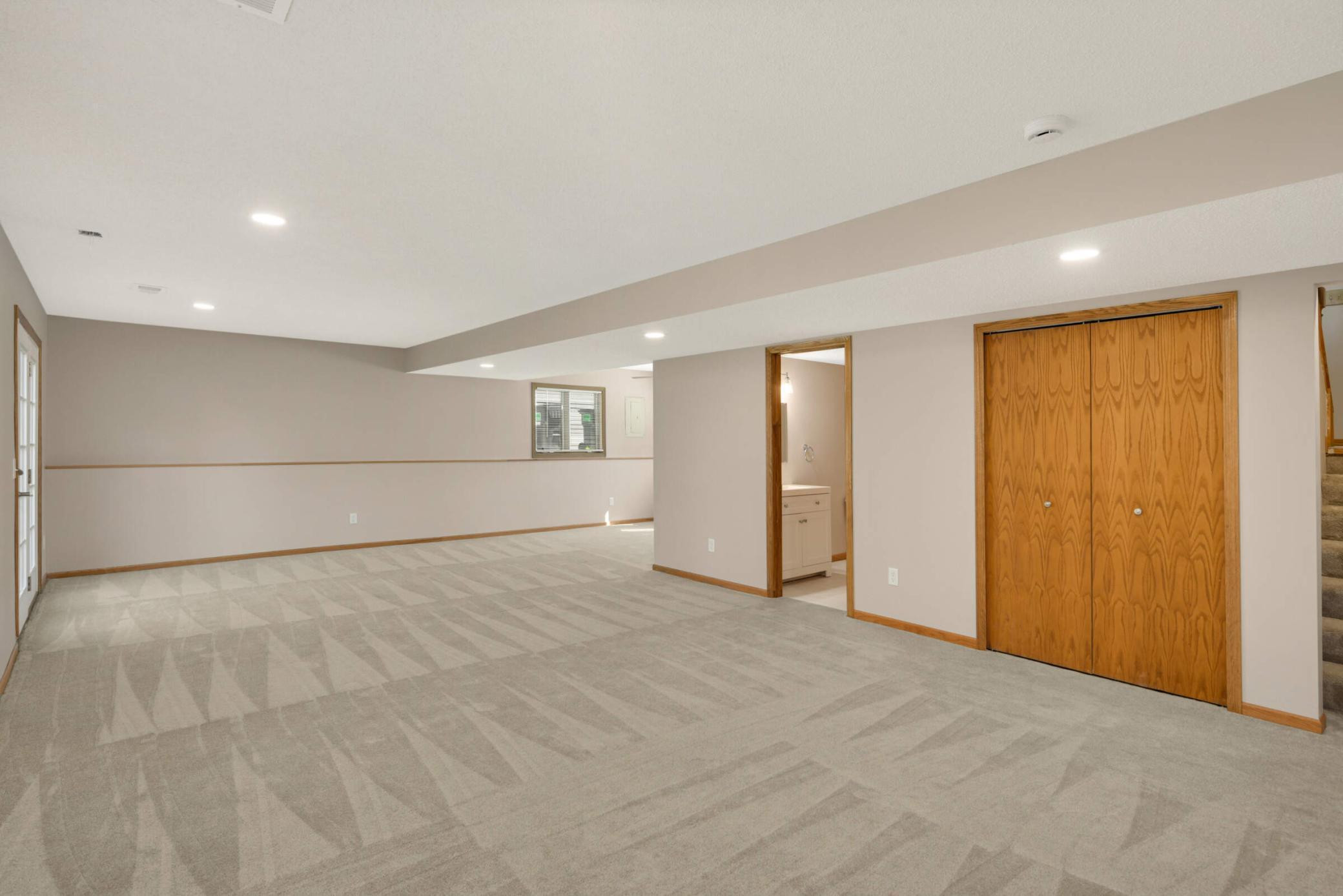 4281 Fox Ridge Road, Eagan, Minnesota image 24