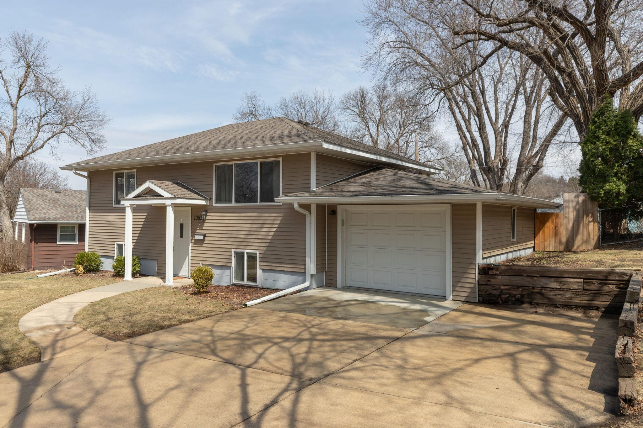 1353 21st Street, Rochester, Minnesota image 2