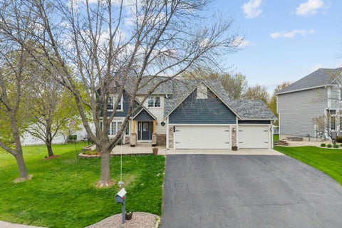 Homes For Sale - 224 Cherrywood Avenue<br/> Saint Michael, MN 55376