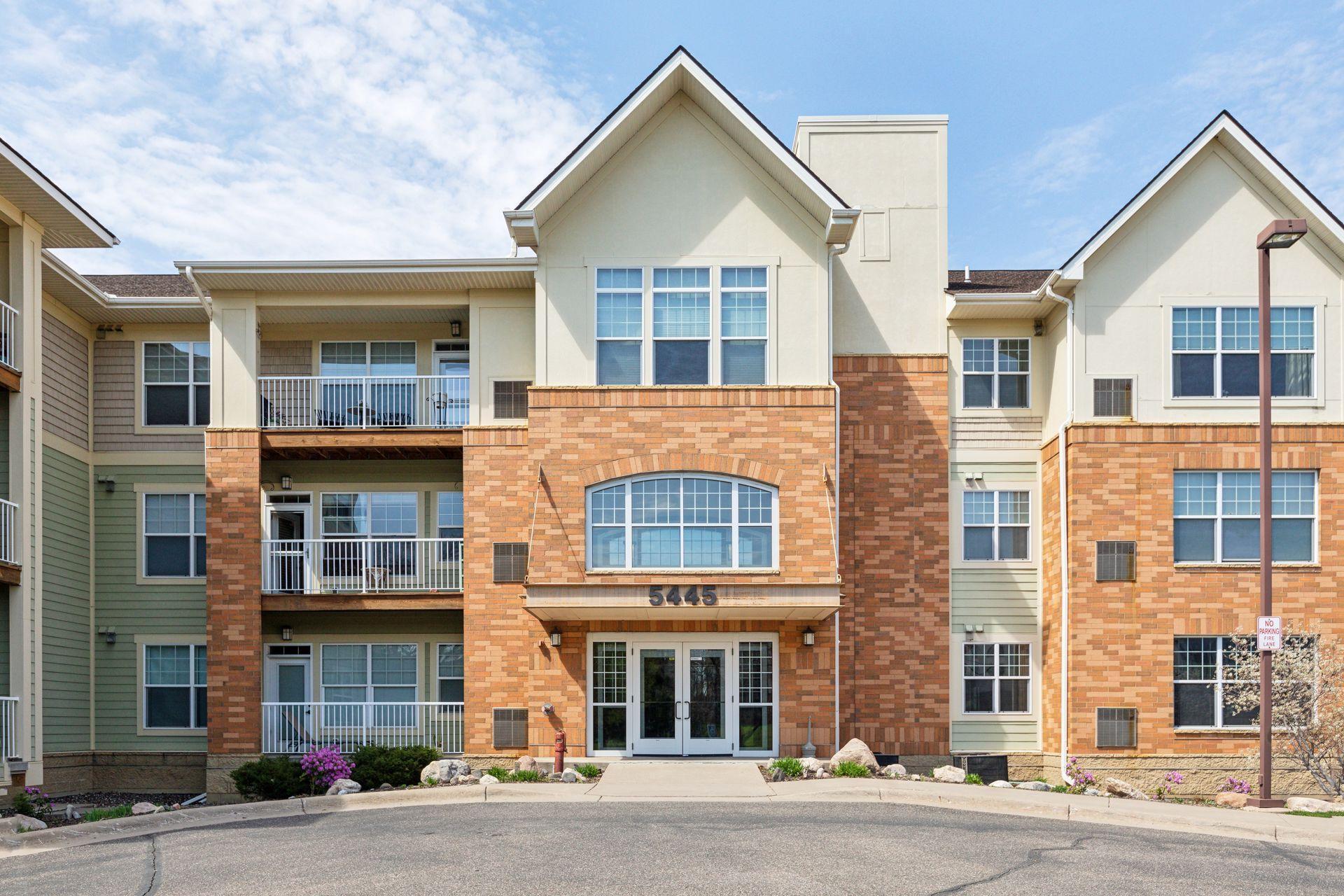5445 Boone Avenue #201, Minneapolis, Minnesota image 4
