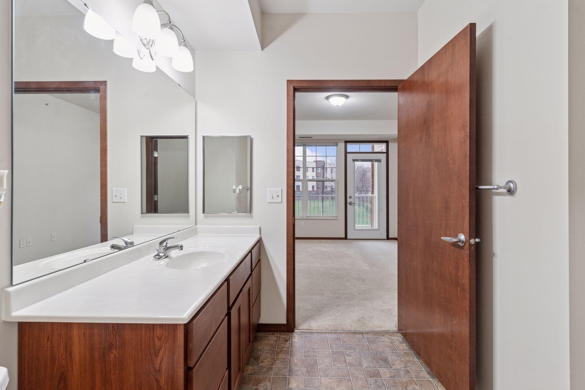 5445 Boone Avenue #201, Minneapolis, Minnesota image 14