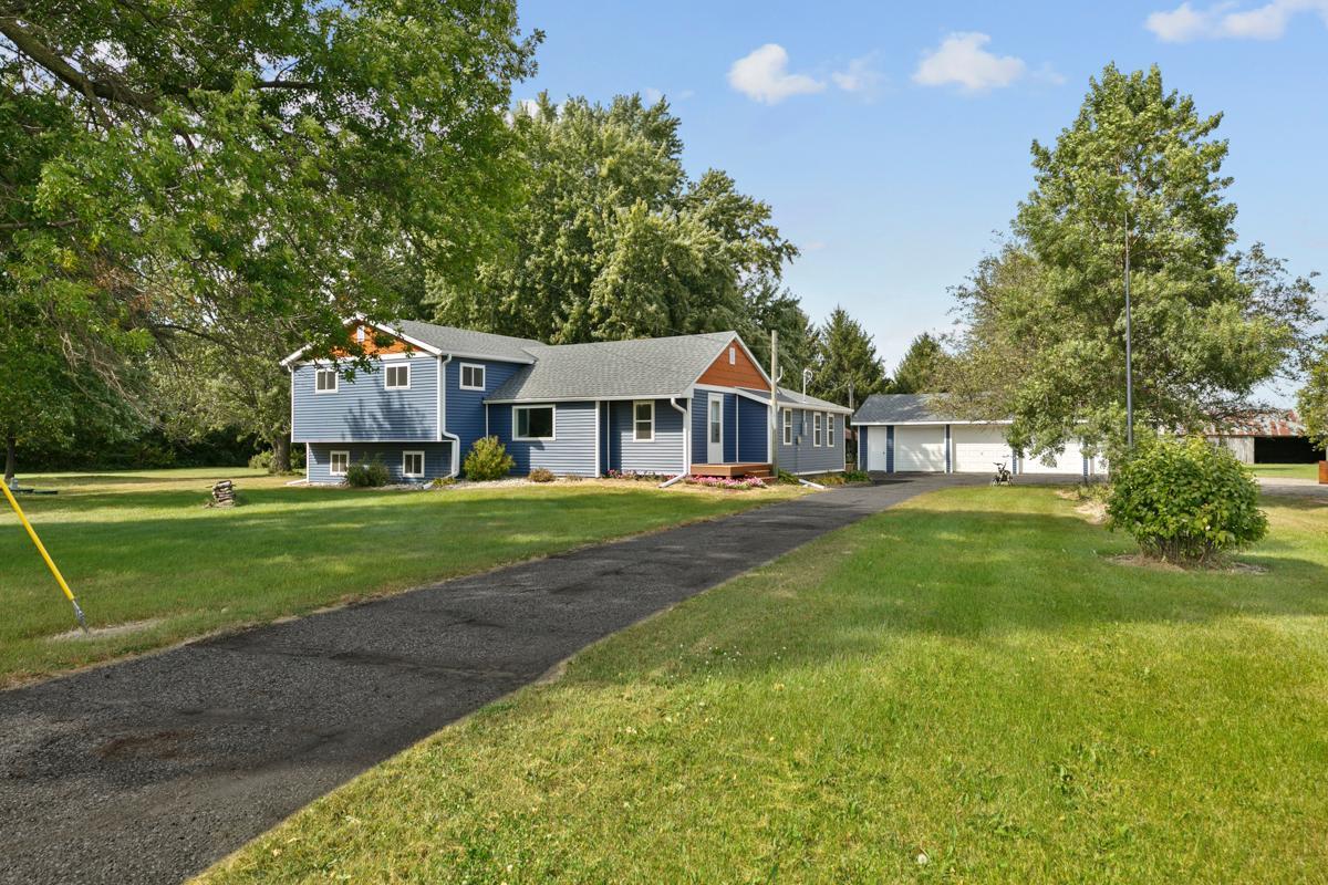 4948 SW 51st Street, Owatonna, Minnesota image 2