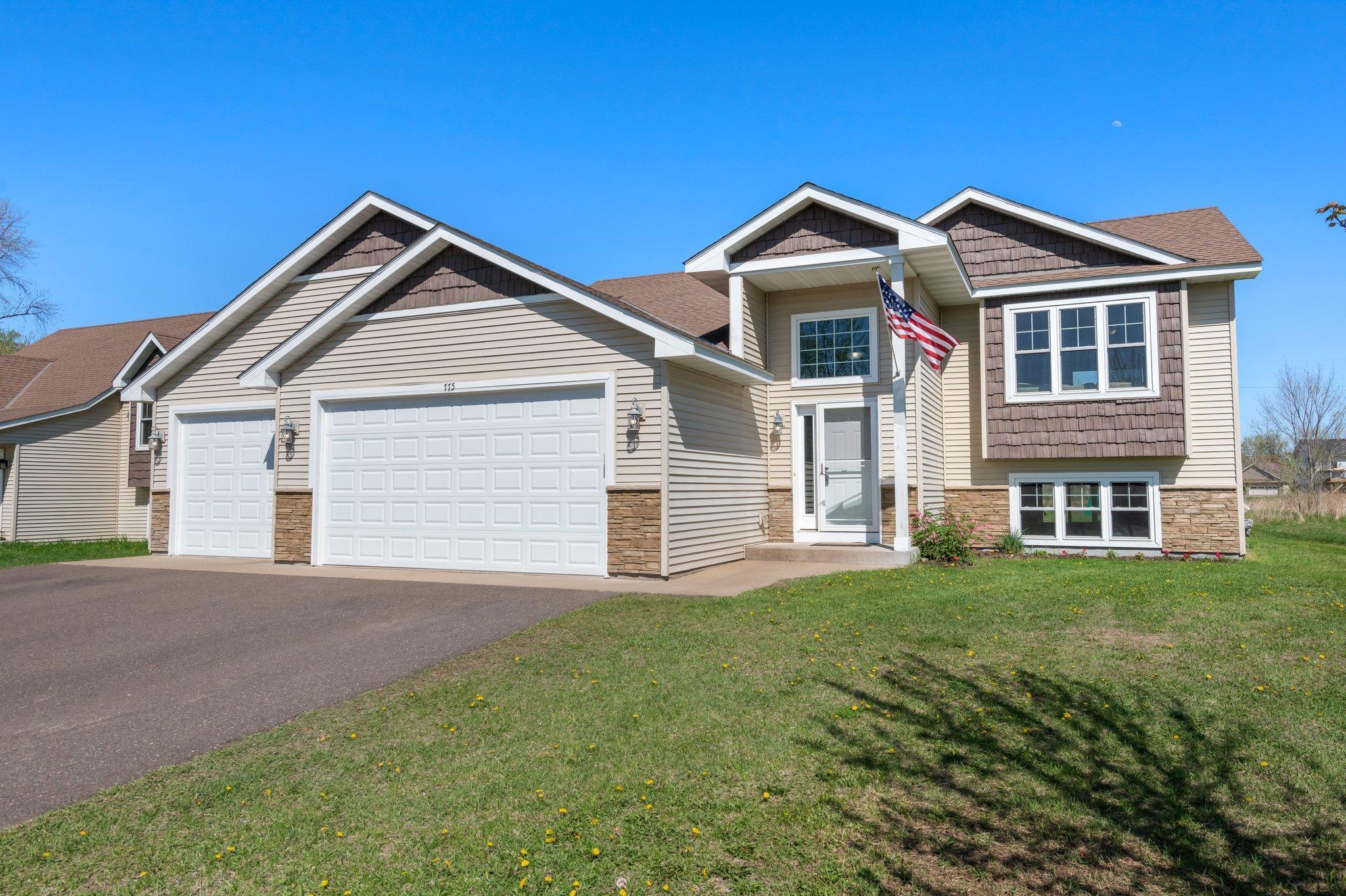 775 Taft Loop, Cambridge, Minnesota image 1