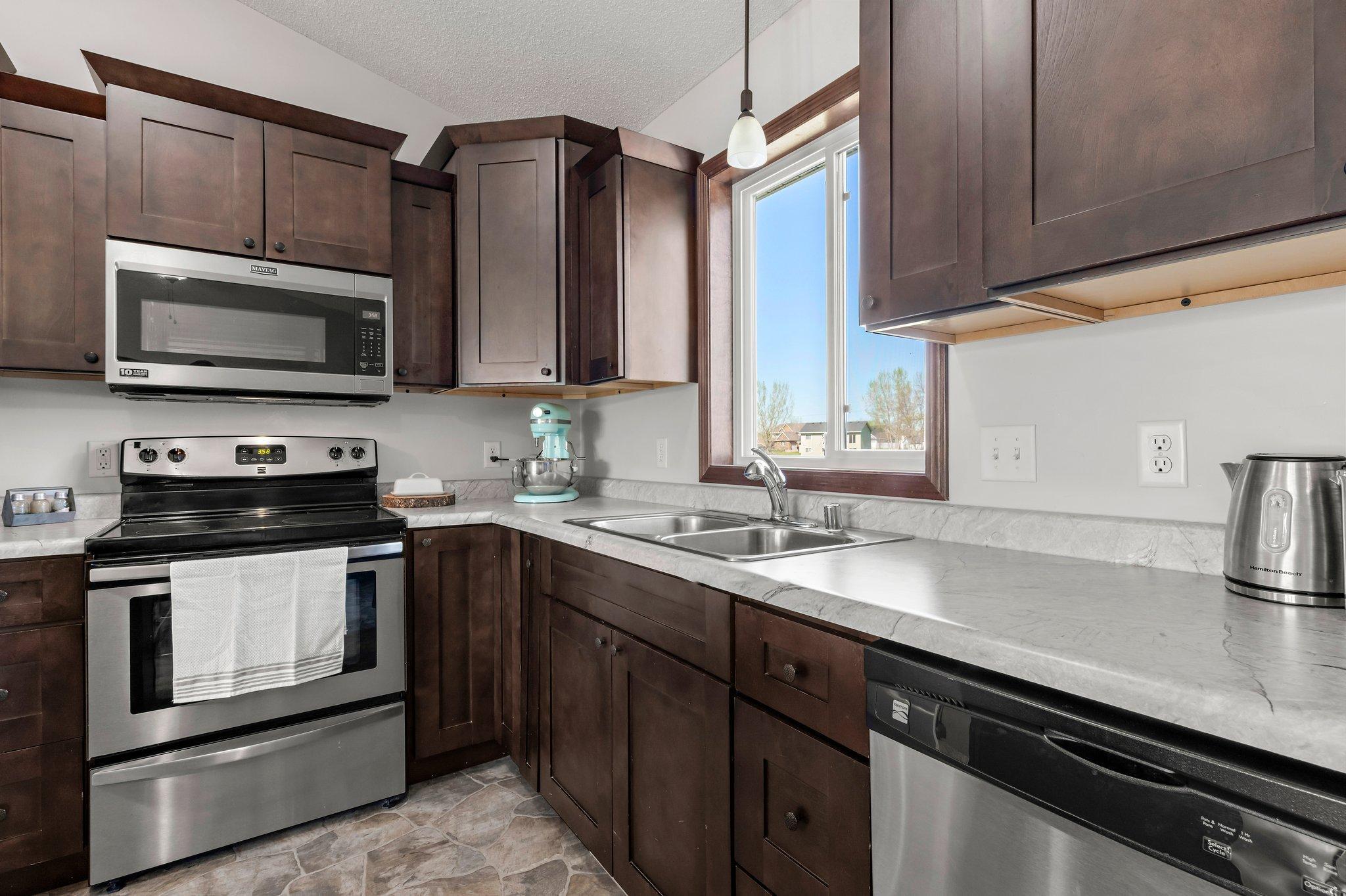 775 Taft Loop, Cambridge, Minnesota image 7