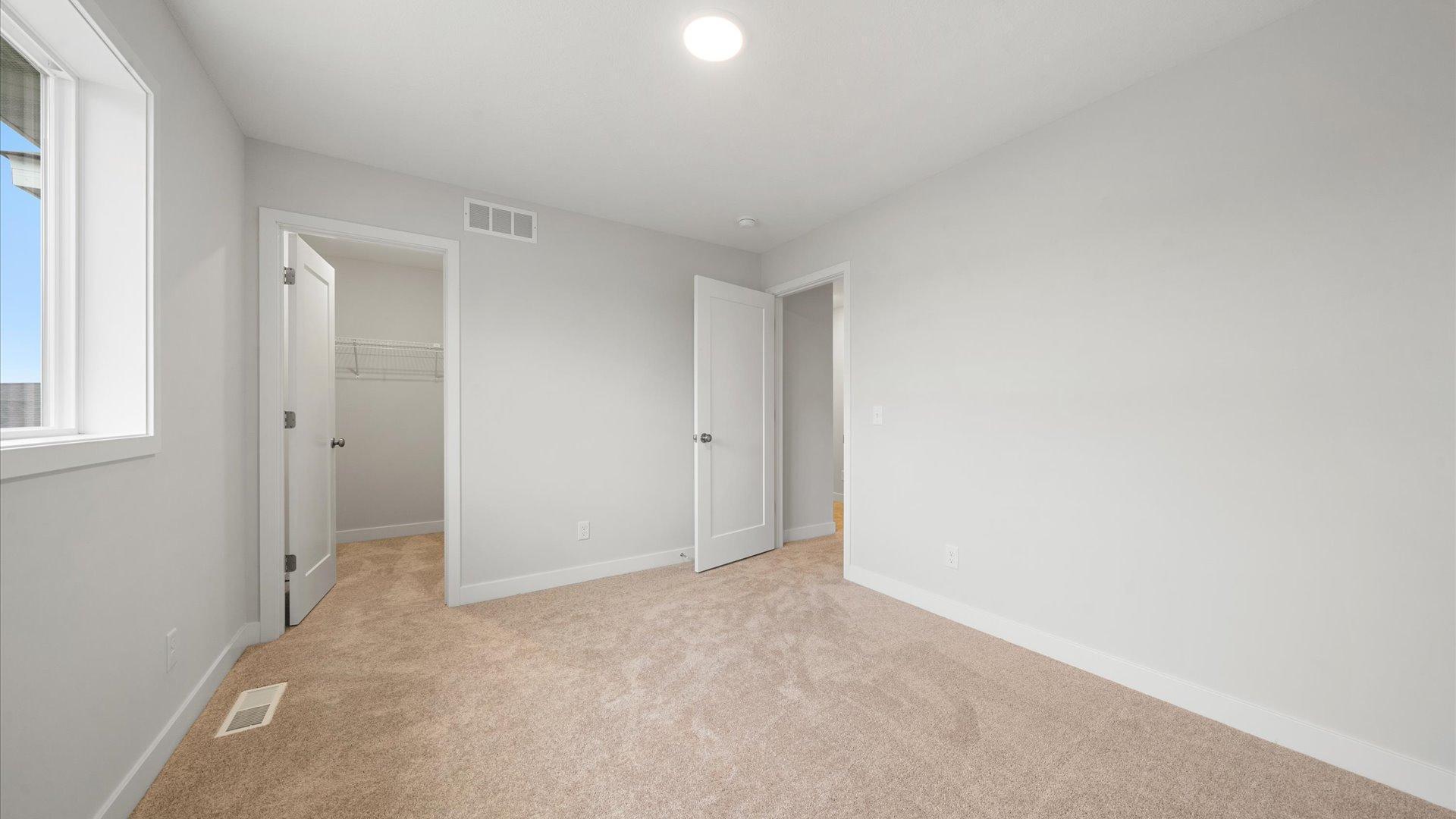 2926 Elgin Court, River Falls, Wisconsin image 38