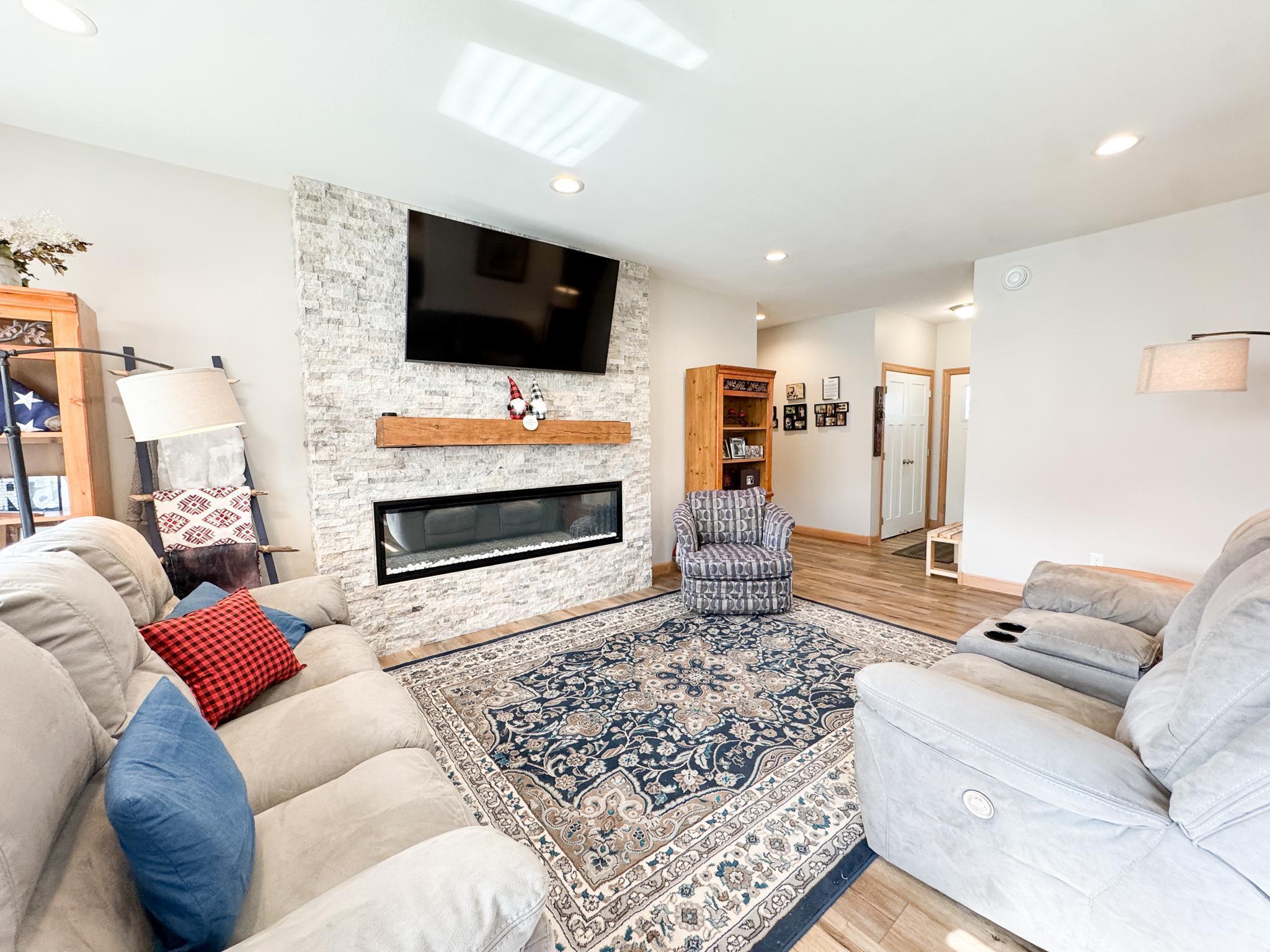 1368 Lenore Way, Fergus Falls, Minnesota image 4