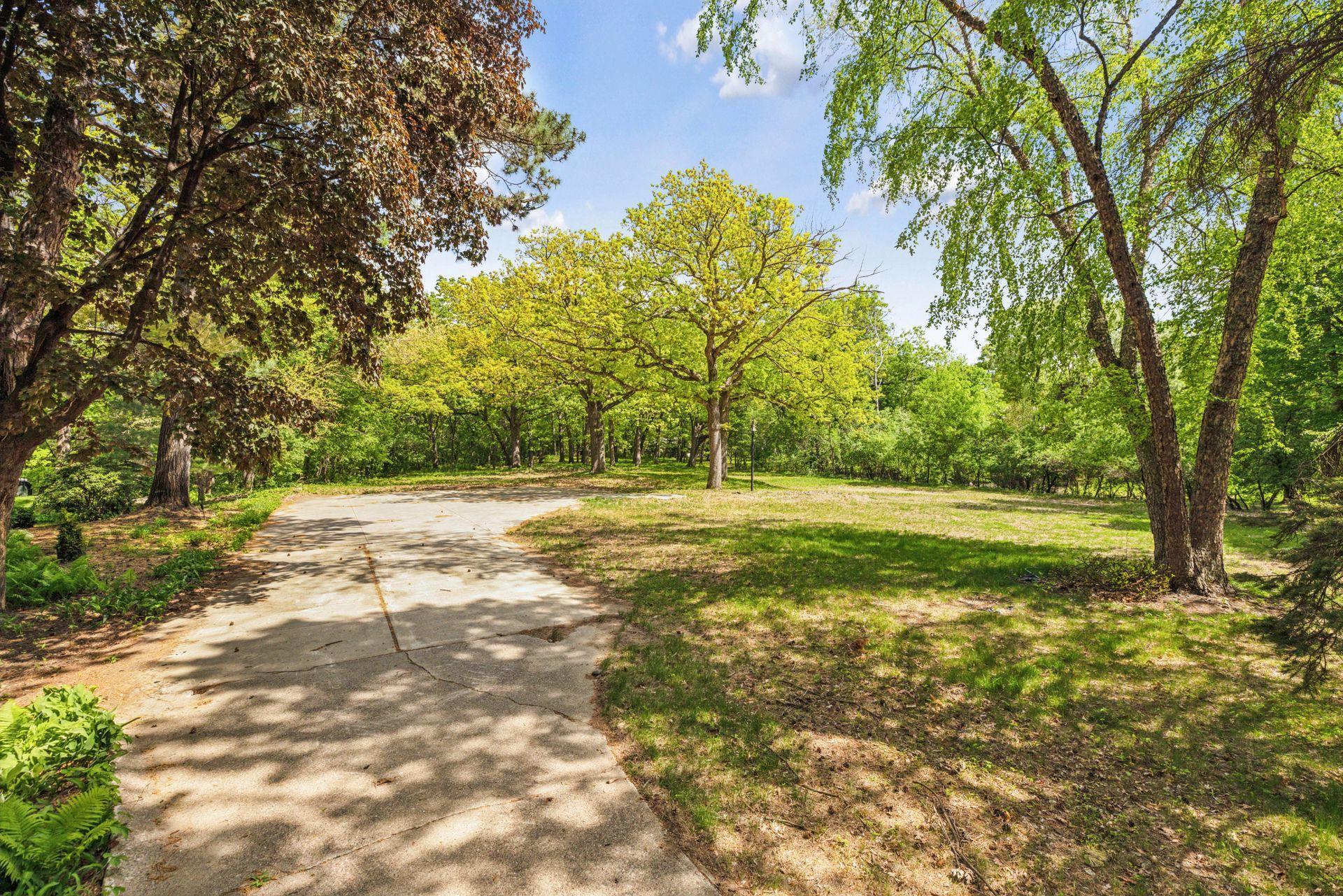 5125 Schaefer Road, Edina, Minnesota image 6