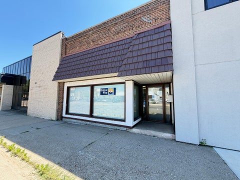 Homes For Sale - 120 E Washington Avenue<br/> Otter Tail County, Fergus Falls, MN 56537
